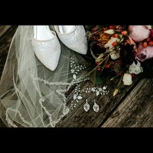 Ivory Fingertip Length Veil